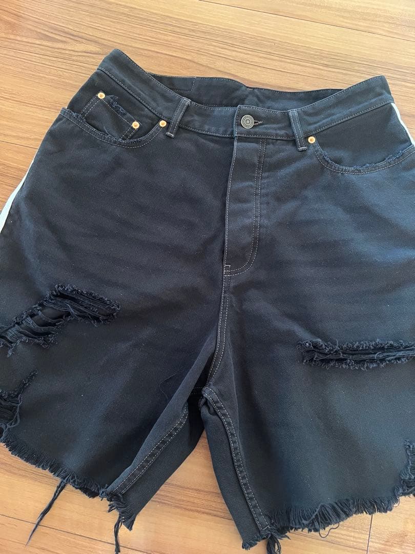 バレンシアガ　アディダス　ブラック ショートパンツ M