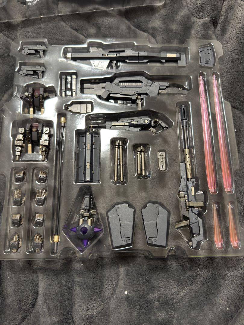 バンダイ　メタルビルド　ガンダムアストレア　タイプX フィンスターニス
