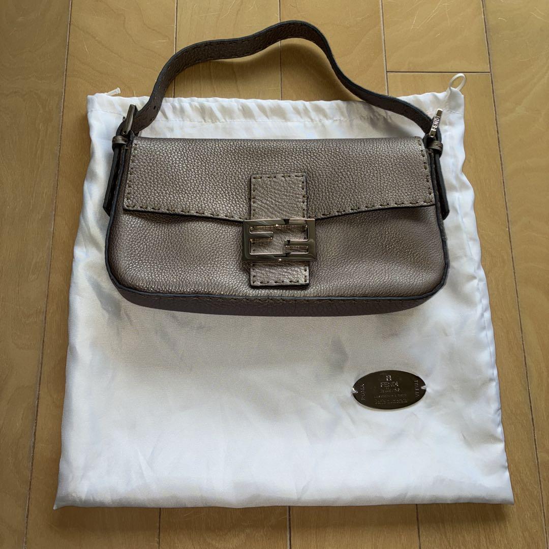 Fendi セシリアハンドバッグ