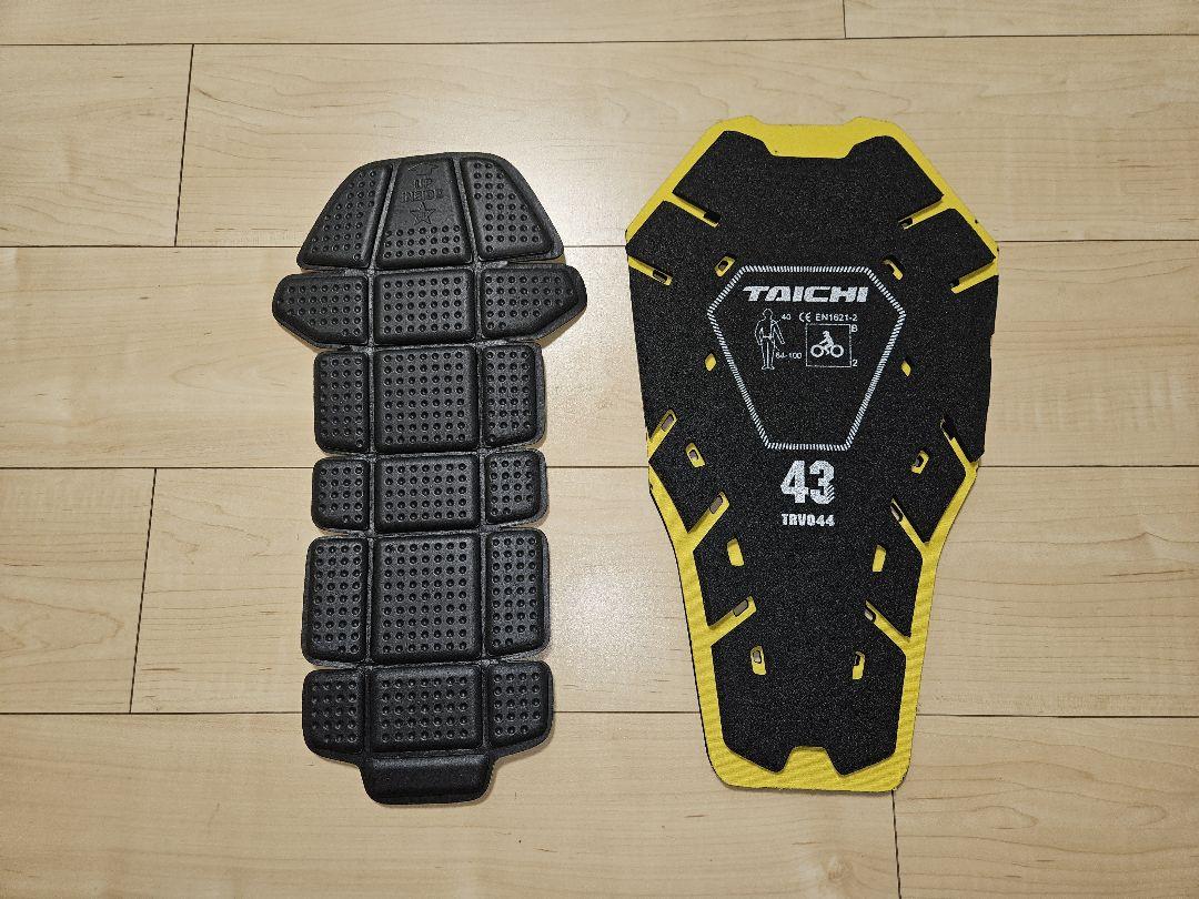 DEGNER レザージャケット、CE規格のプロテクター付
