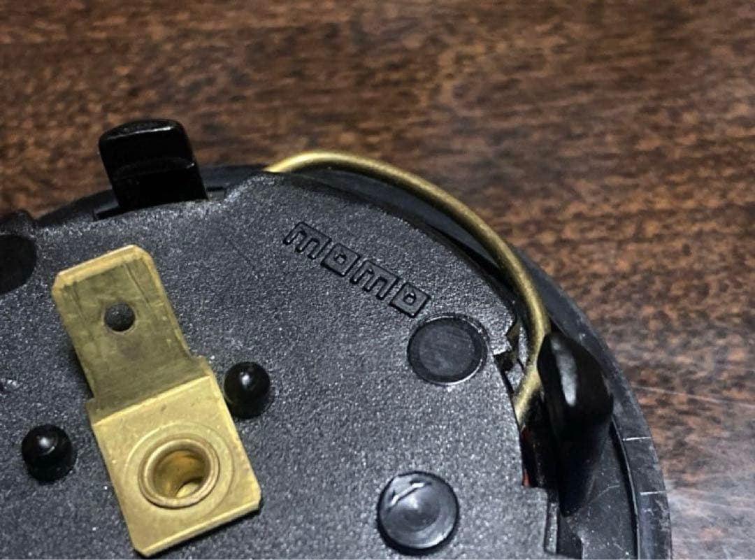 ダイハツ MOMO ホーンボタン 当時物 モモ ダイハツ MOMO ホーンボタン 当時物 モモ