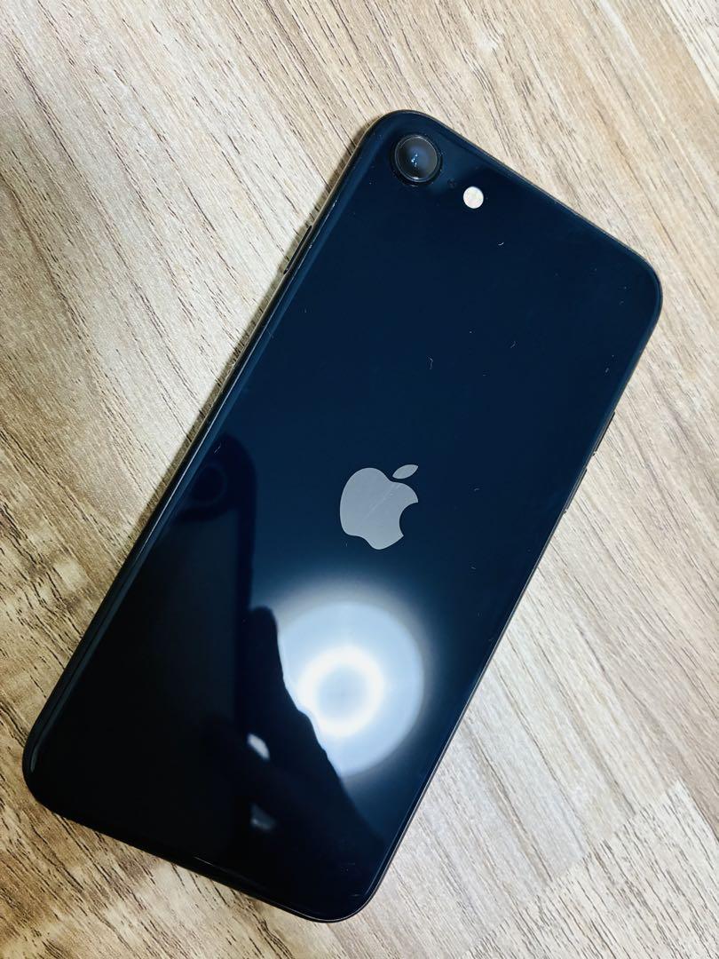 ほぼ新品　iPhone SE 第3世代 64GB SIMフリー