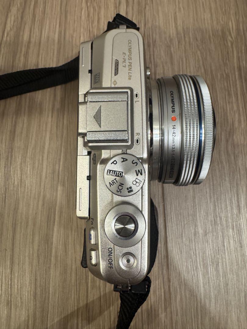 OLYMPUS PEN E-PL7ミラーレス一眼 シルバー/ブラック