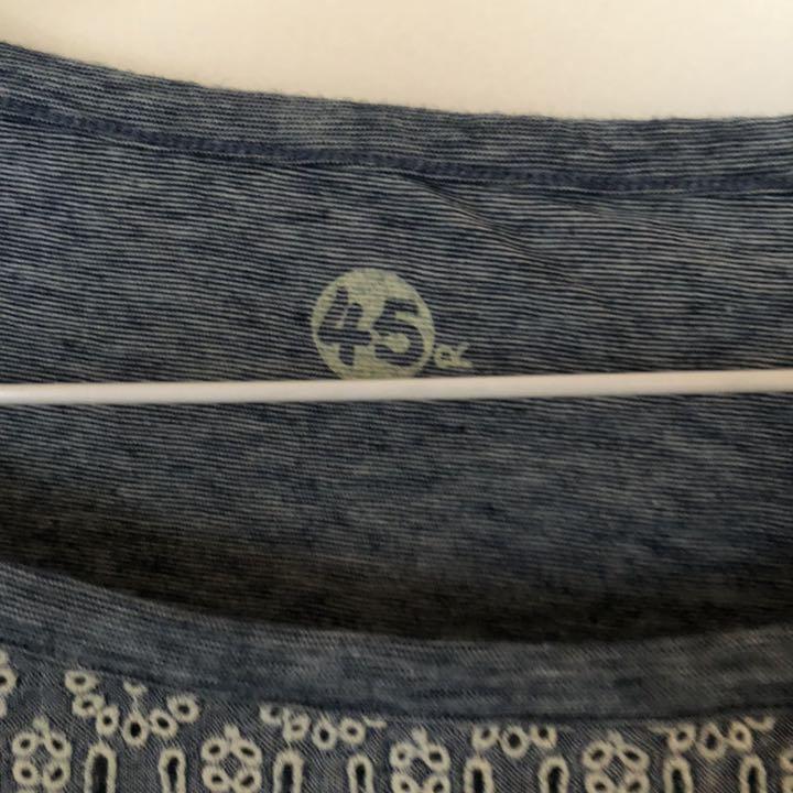 まっくんママです！トップス カットワークTシャツインディゴ染め 美品