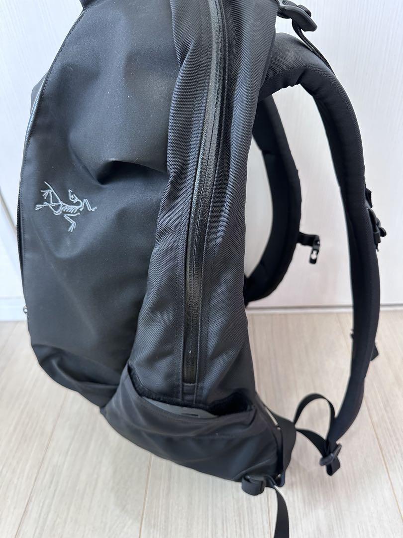 ARC'TERYX アークテリクス ブラック リュックarro22