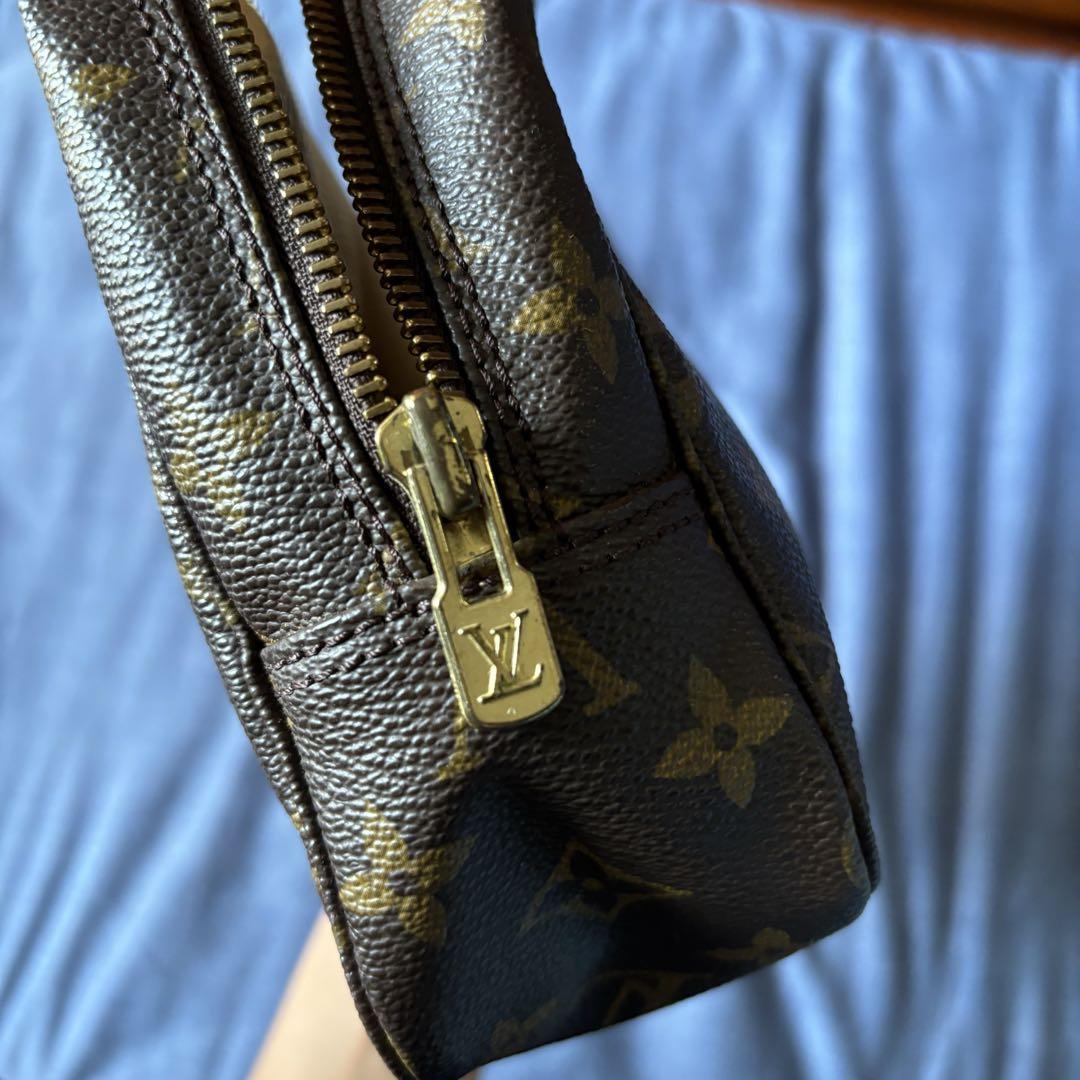 LOUIS VUITTON バック