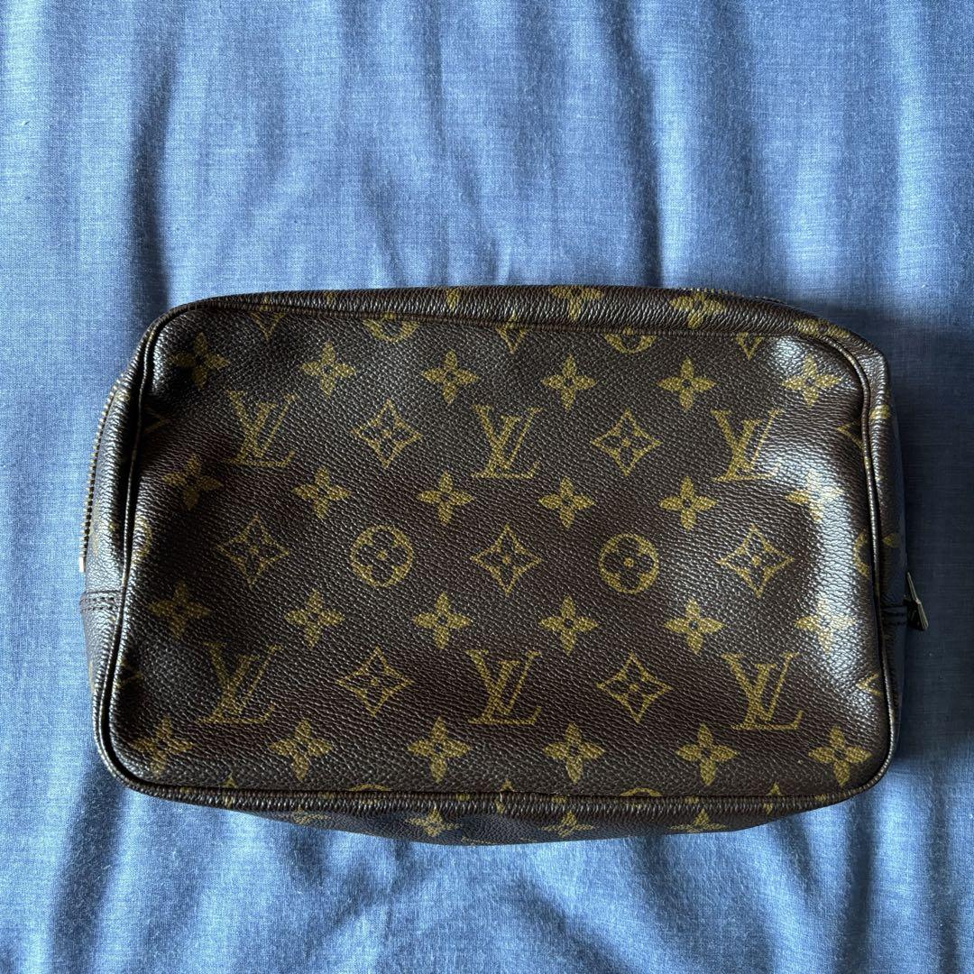 LOUIS VUITTON バック