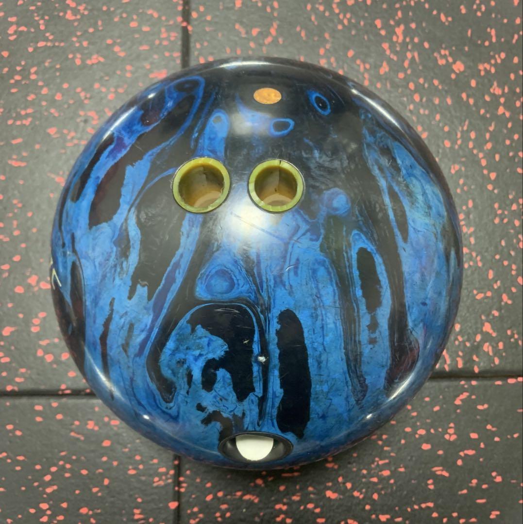 中古品 15P Sapphire Jackal ボウリングボール