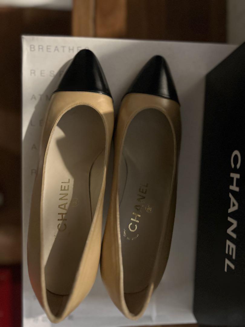 CHANEL ベージュ/ブラック ハイヒール・パンプス