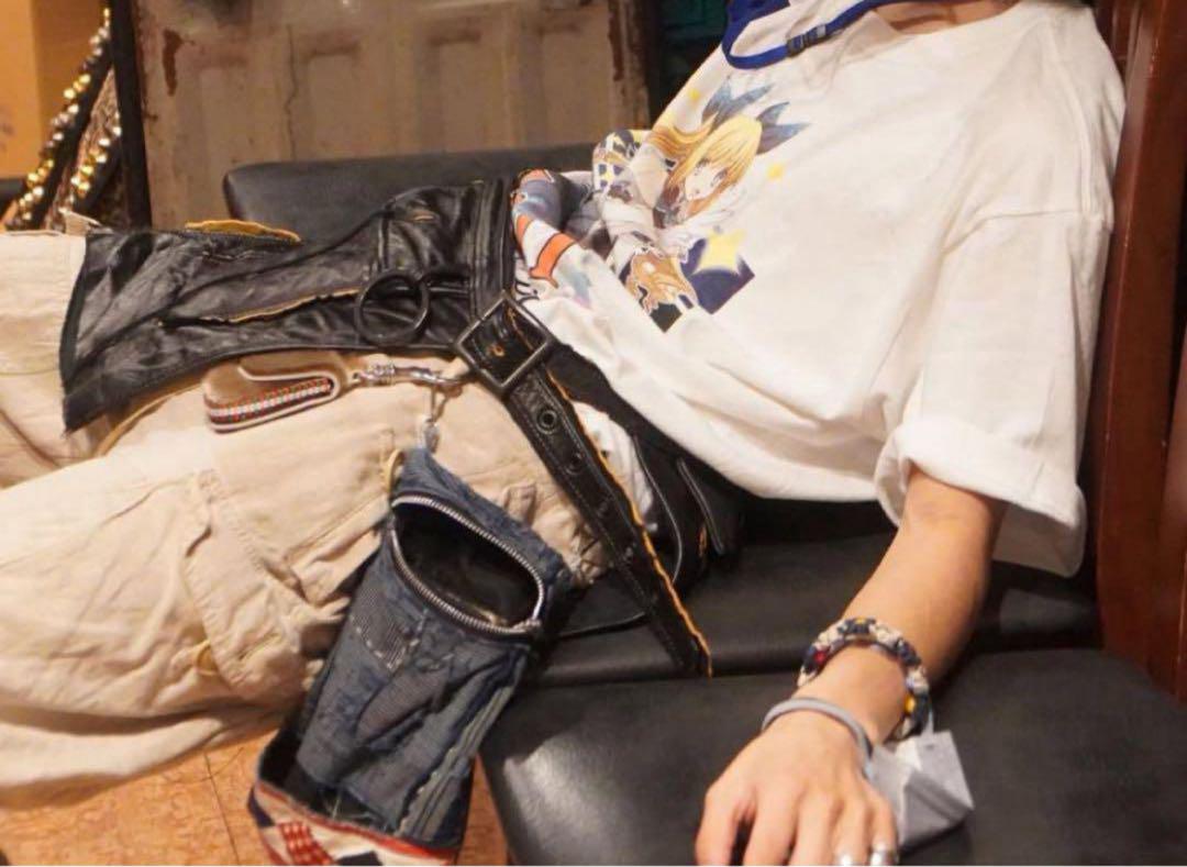 あおばくん着用　minus(-) leather utlity kilt