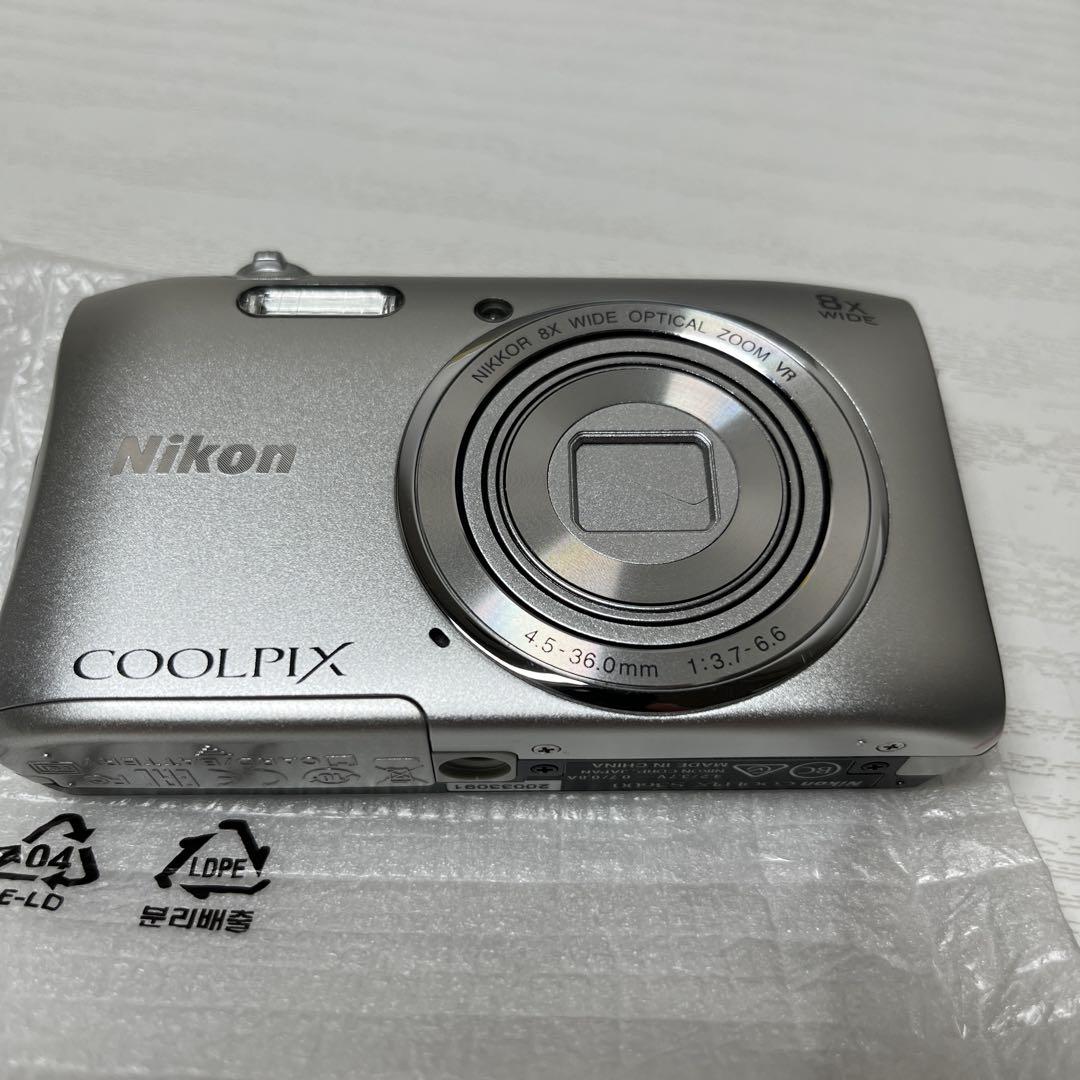 美品　Nikon COOLPIX S3600 シルバー