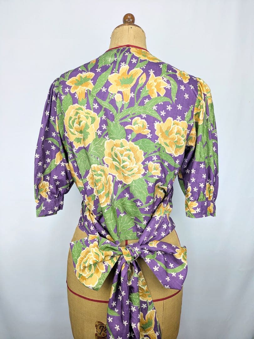 Yves Saint Laurent 80s floral bow blouse Yves Saint Laurent 80s floral bow blouse