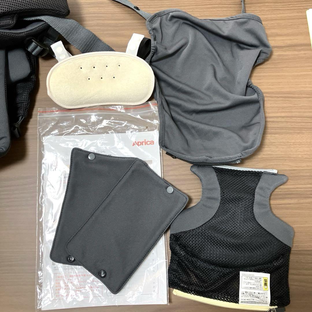 美品　アップリカ　ラクリス　抱っこ紐　ダークグレー