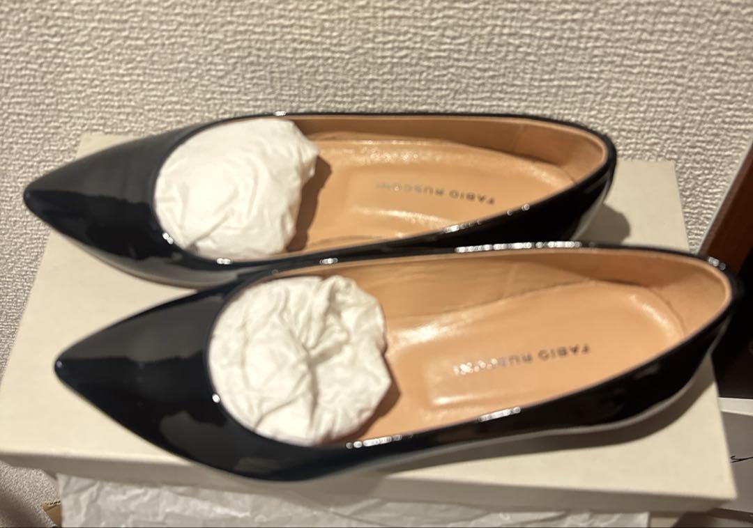 FABIO RUSCONI ブラックエナメル　ローパンプス　未使用品