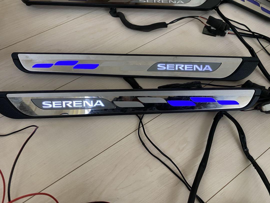 C26セレナ　スカッフプレート　純正オプション　LEDイルミネーション付き