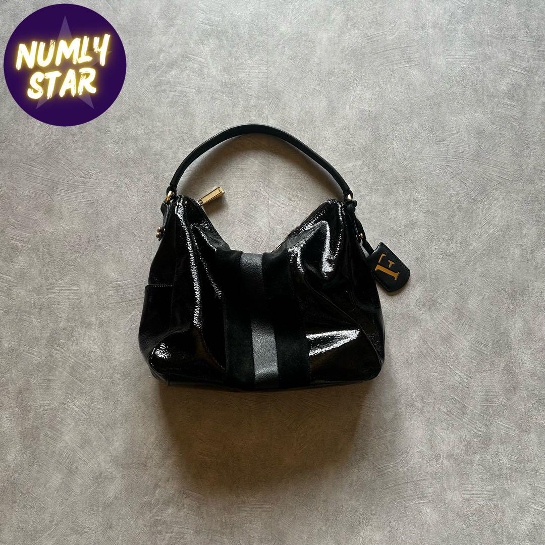 バッグ archive FURLA grunge shoulder bag black archive FURLA grunge shoulder bag black - メルカリ