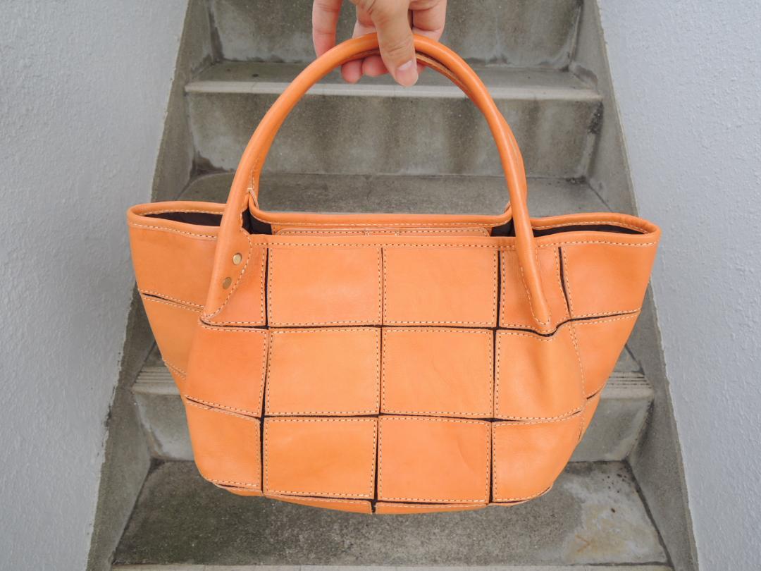新品 送料込☆牛革 パッチワーク ☆A4 ハンドバッグ☆