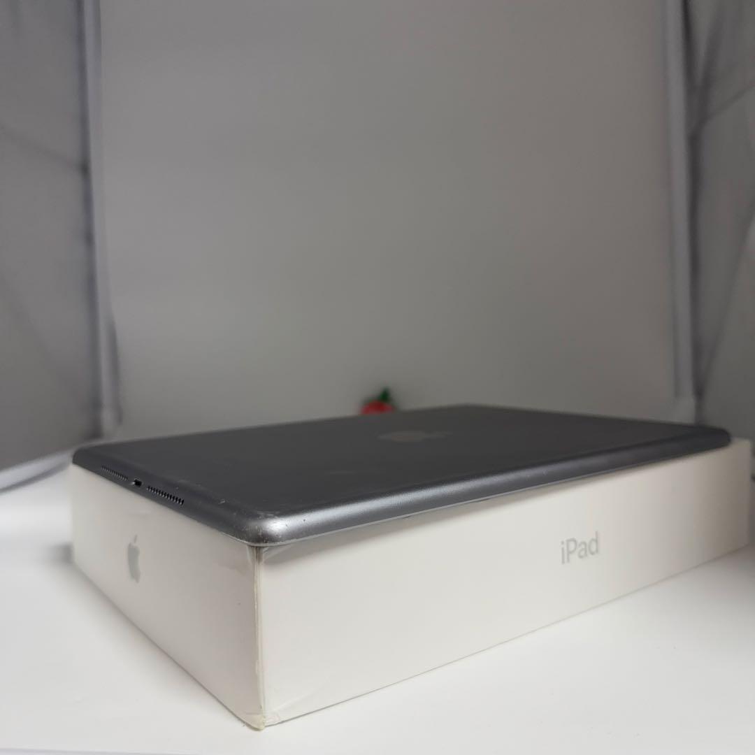 iPad 第6世代 128GB Wi-Fi