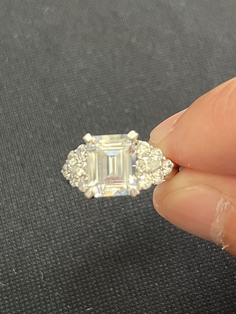 指輪 断捨離 キラキラ 石付き レディースアクセサリー 美品