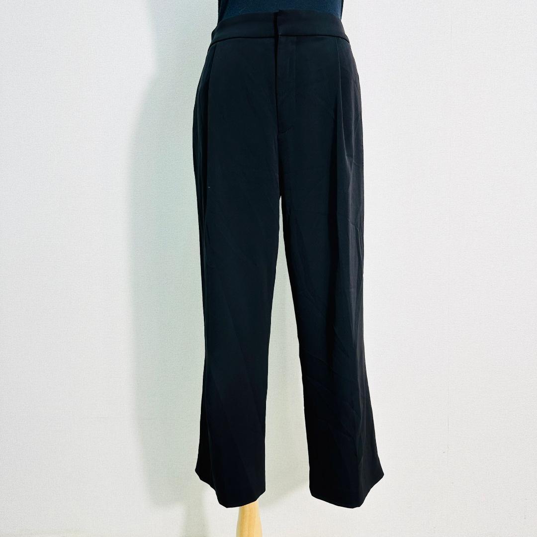 【極美品】ユニクロ テーパードパンツ センタープレス 背面ゴム M ブラック