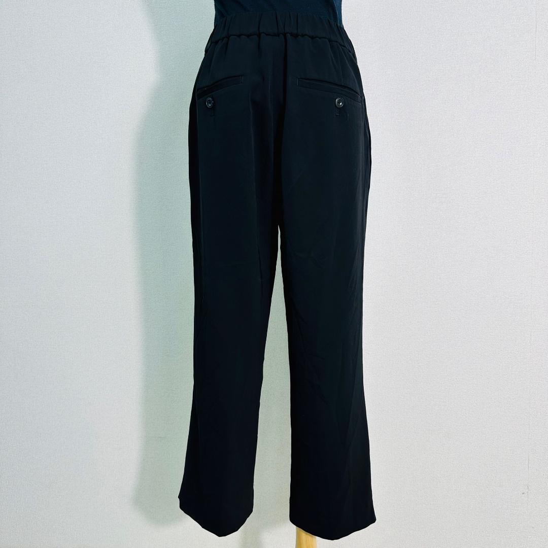 【極美品】ユニクロ テーパードパンツ センタープレス 背面ゴム M ブラック