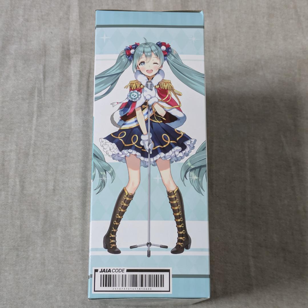 Amazon.co.jp: 公式 初音＊ミク Winter Live フィギュア【初音