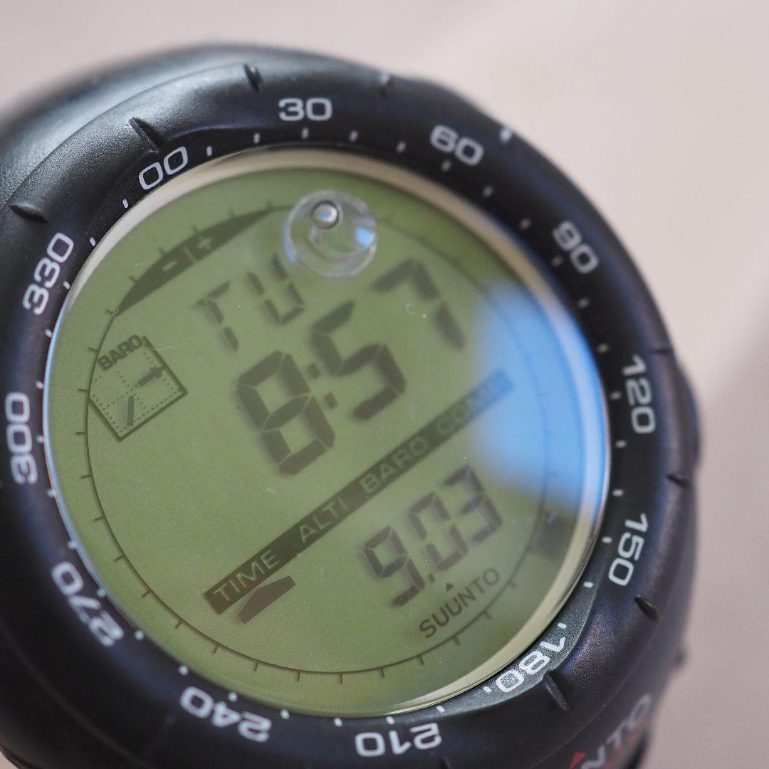 SUUNTO VICTOR ベクター デジタル 腕時計 ブラック 電池交換済