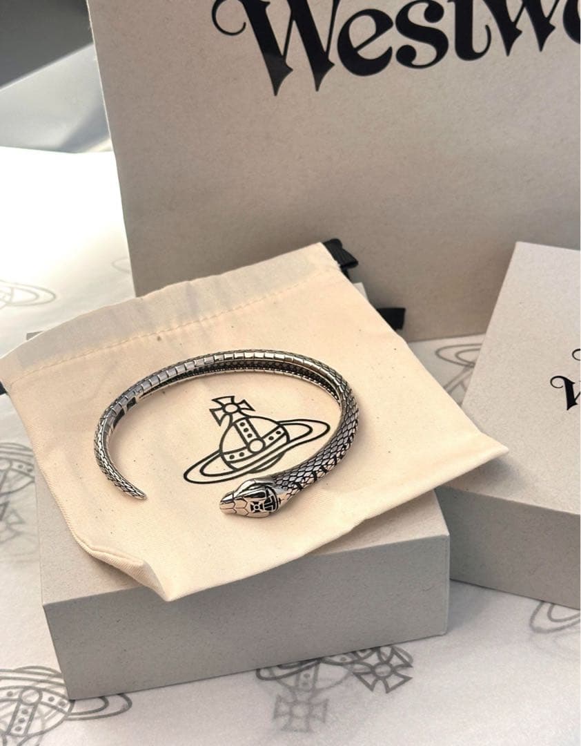 Westwood 蛇モチーフブレスレット