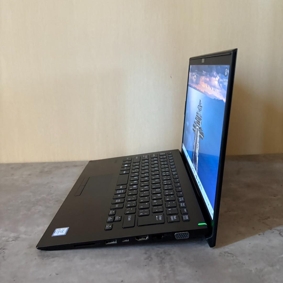 在庫処分 激安 SSD快適動作☆持運び＆リモート☆薄型軽量で人気の第8世代VAIO Windowsノート本体