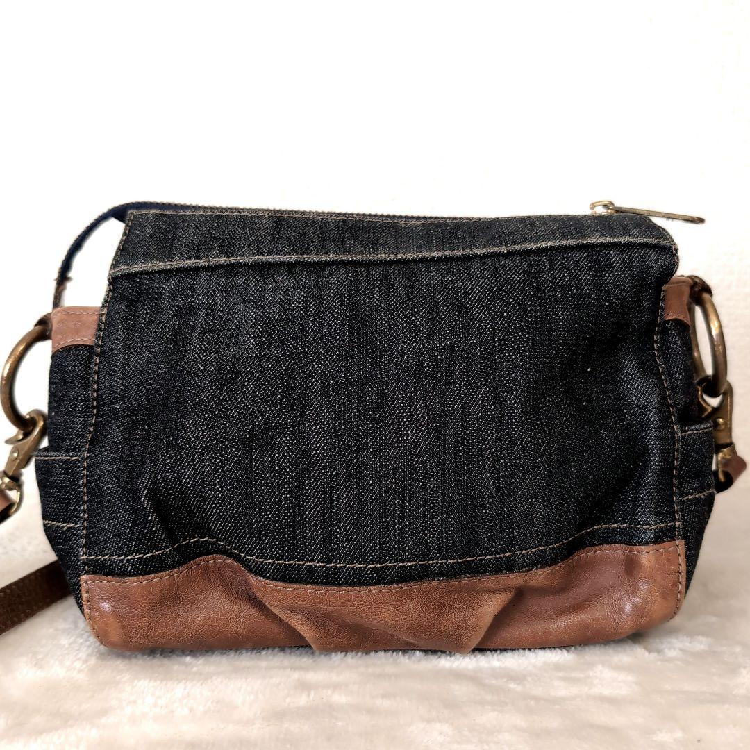 dl10 BURBERRY BLUE LABEL ショルダーバッグ 本革×デニム