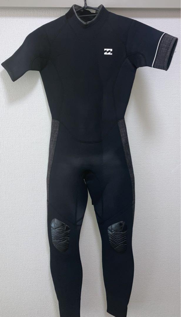 海外通販サイト ブランド ビラボン⭐️ＭＬサイズウエットスーツシーガルサーフィン サーフィン・ボディボード