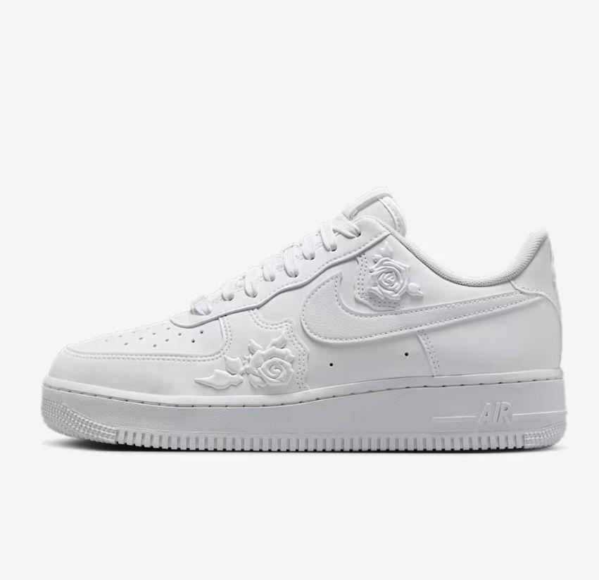 Nike Air Force 1 ホワイト バラ刺繍