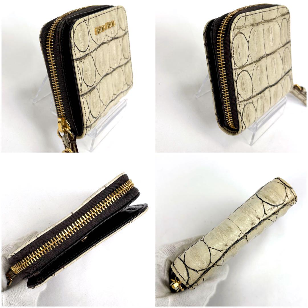 ミュウミュウ MIUMIU 二つ折り財布 アイボリー レザー