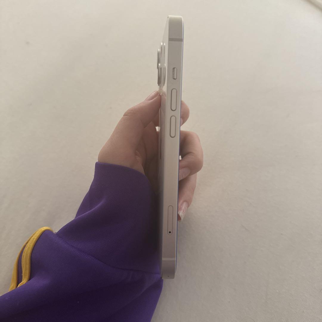 iPhone13 256GB スターライト 極美品
