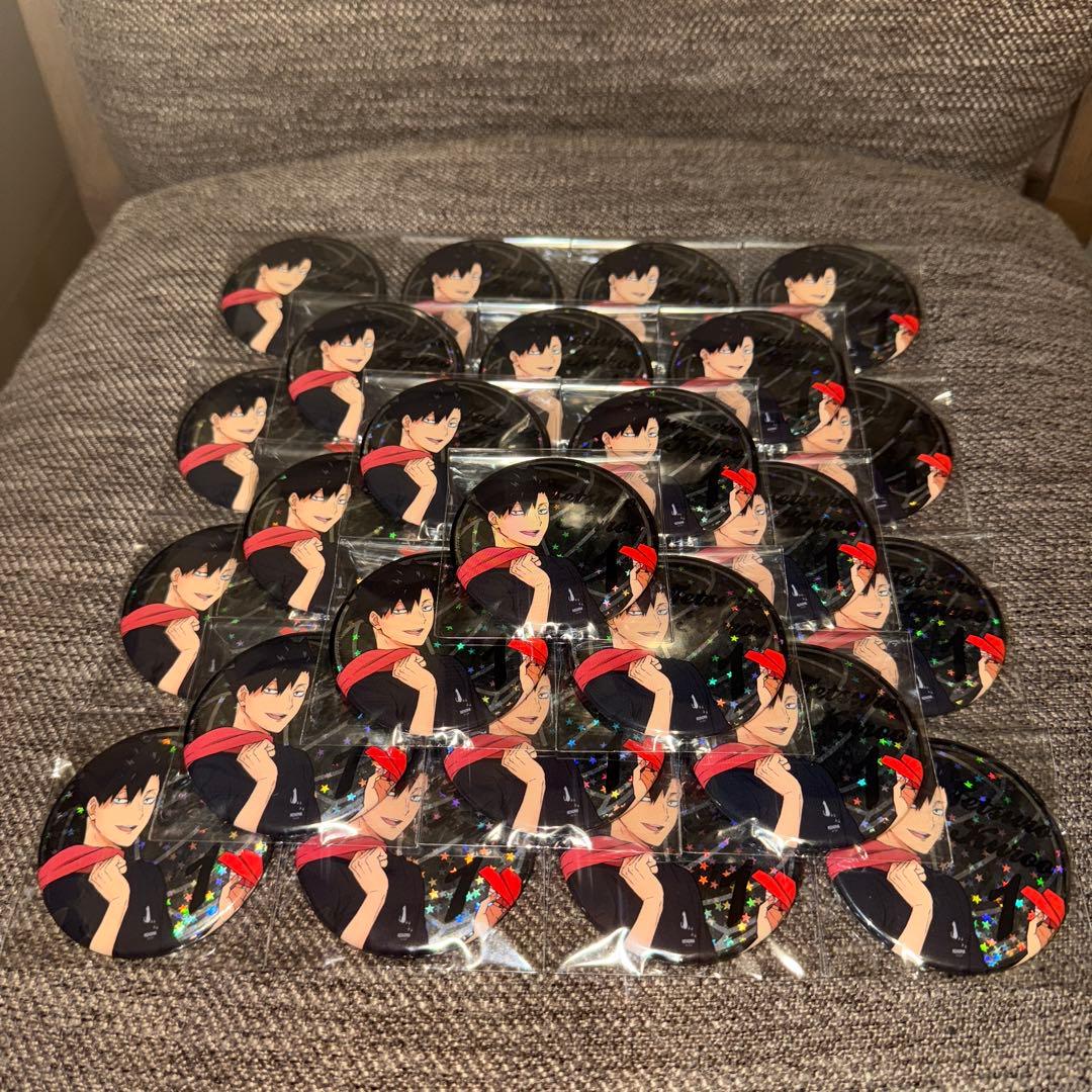 ハイキュー アニメデッキ ホログラム缶バッジ 紙飛行機 黒尾鉄朗 30点
