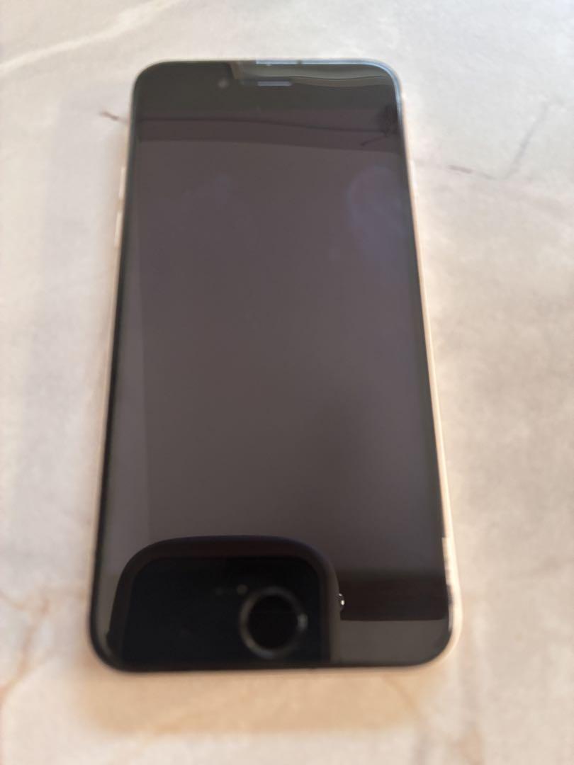 iPhoneSE3白　美品　付属品新品　売り切りセール