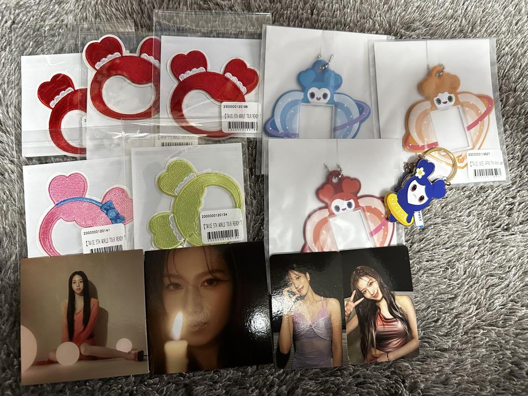 TWICEグッズまとめ売り