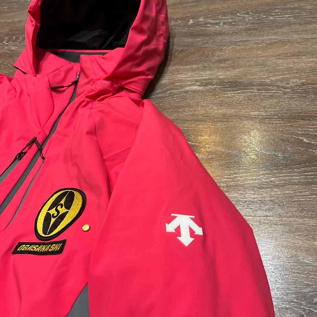 sio デサント セットアップ 上下 スキーウェア ほぼ未使用 オガサカ sio デサント セットアップ 上下 スキーウェア ほぼ未使用 オガサカ