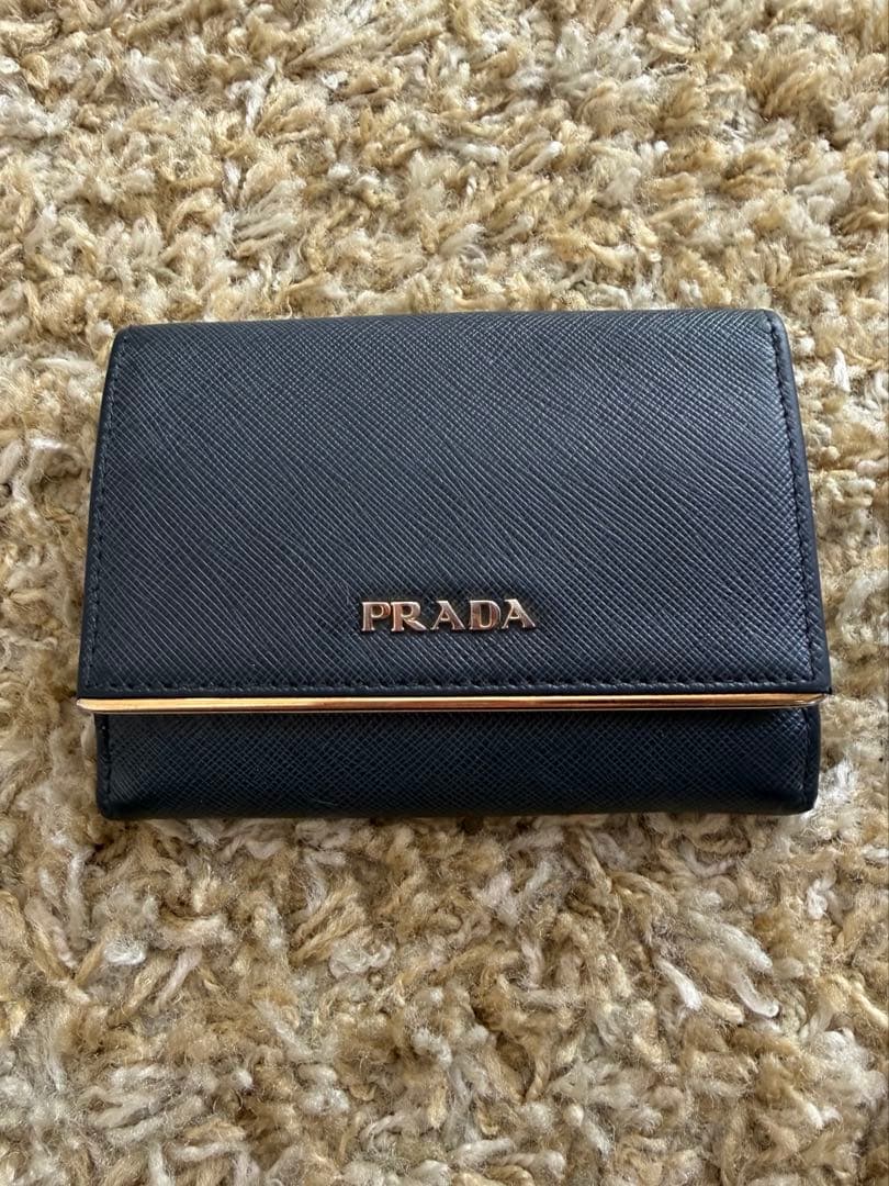 PRADA プラダ サフィアーノレザー 二つ折り財布