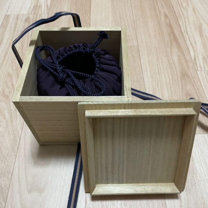 新品本物保証 織部焼 銘 何レ菖蒲カ杜若 骨董品 wZIE1-m29064342948 抹茶茶碗 桐箱入り 大人気お得