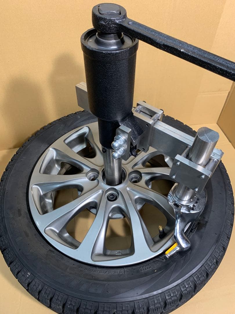 手動タイヤチェンジャー　ステンレス製　タイヤプレスバー付き