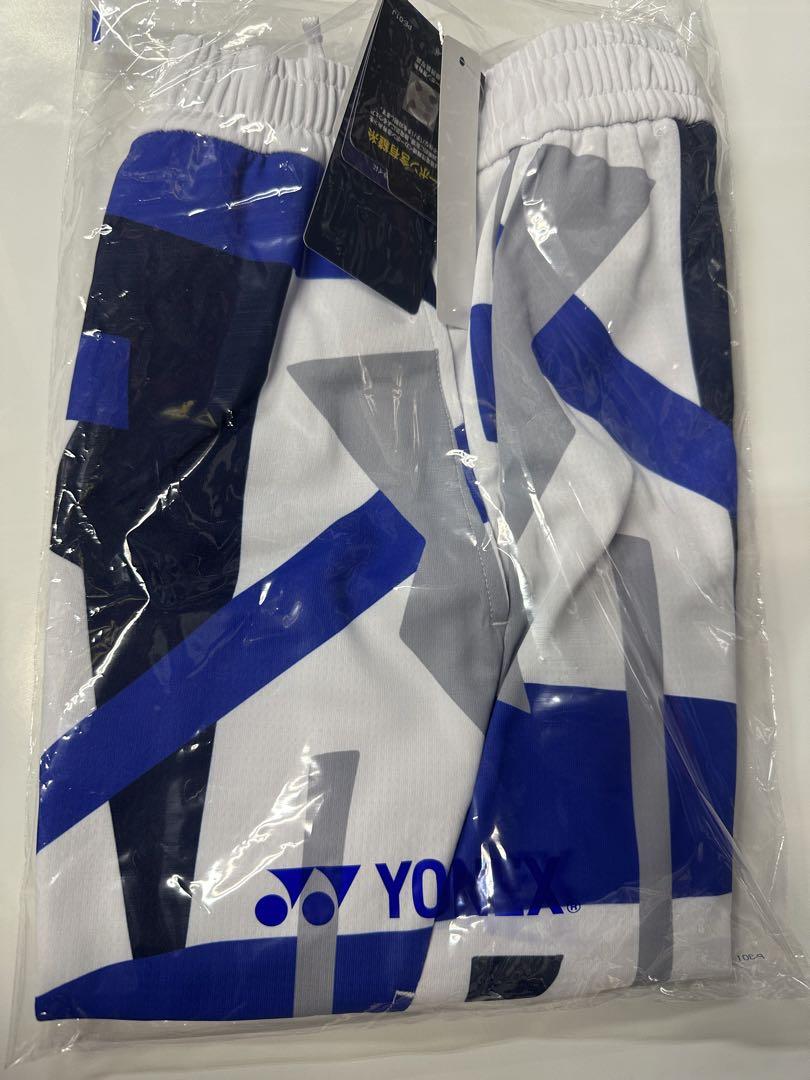 ☆人気デザインYONEX新品ニットハーフパンツ☆XOサイズ、ユニ