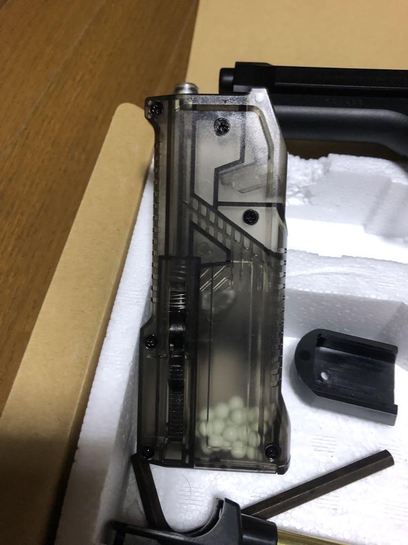 SKC製　M9&M92 18歳以上　ガスガン　付属品セット