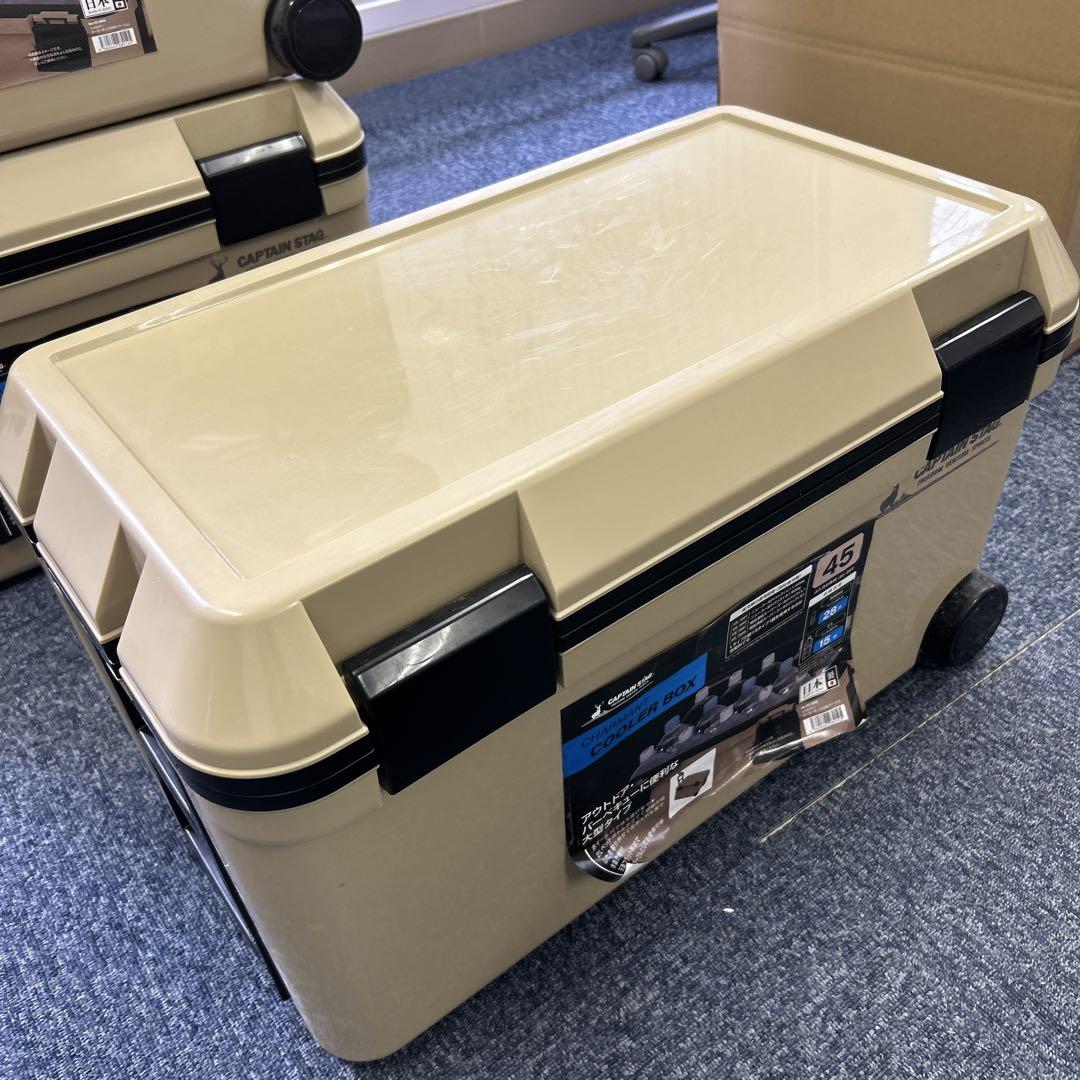 ベージュ クーラーボックス 45L キャスター付き