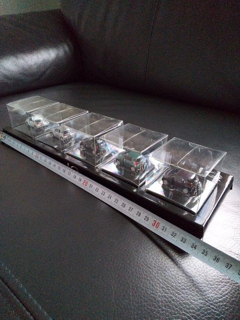 新品！ トヨタ iQ ミニカー 台座付き 5台セット 非売品