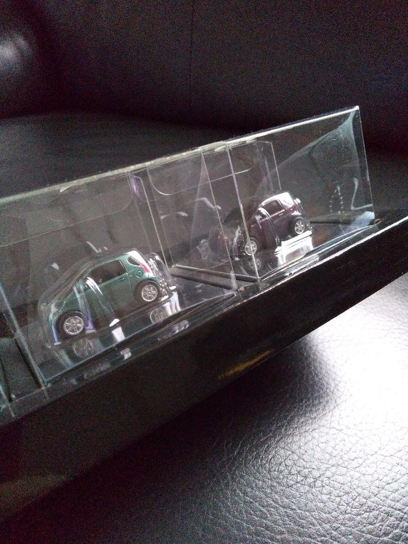 新品！ トヨタ iQ ミニカー 台座付き 5台セット 非売品