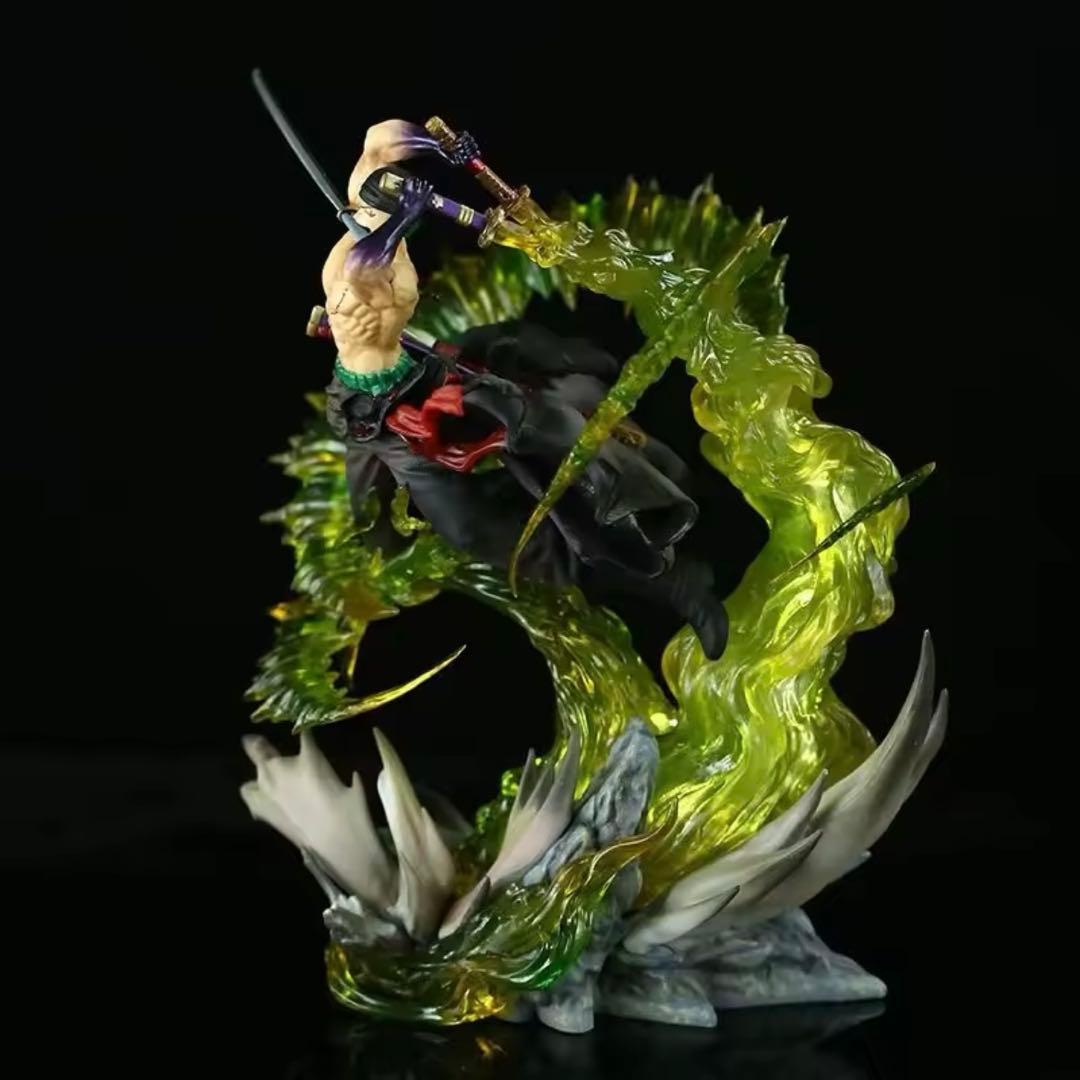 ロロノア ゾロLEDライト付きフィギュア目立った傷や汚れなし