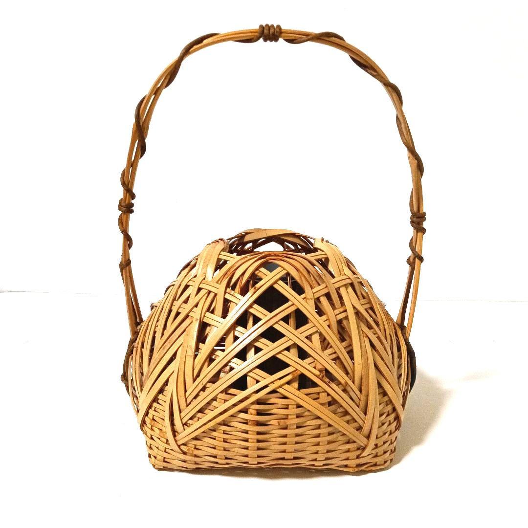 定竹斎作 手付き竹籠 竹編籠 花籠 煎茶道具 竹編細工 花器 花入 定竹斎作】手付き竹籠 竹編籠 花籠 煎茶道具 竹編細工 花器 花入