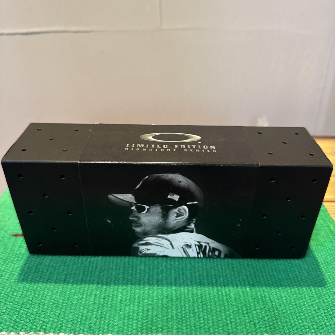 新品・未使用　第1弾　オークリー ジュリエット　イチローシグネチャーモデル