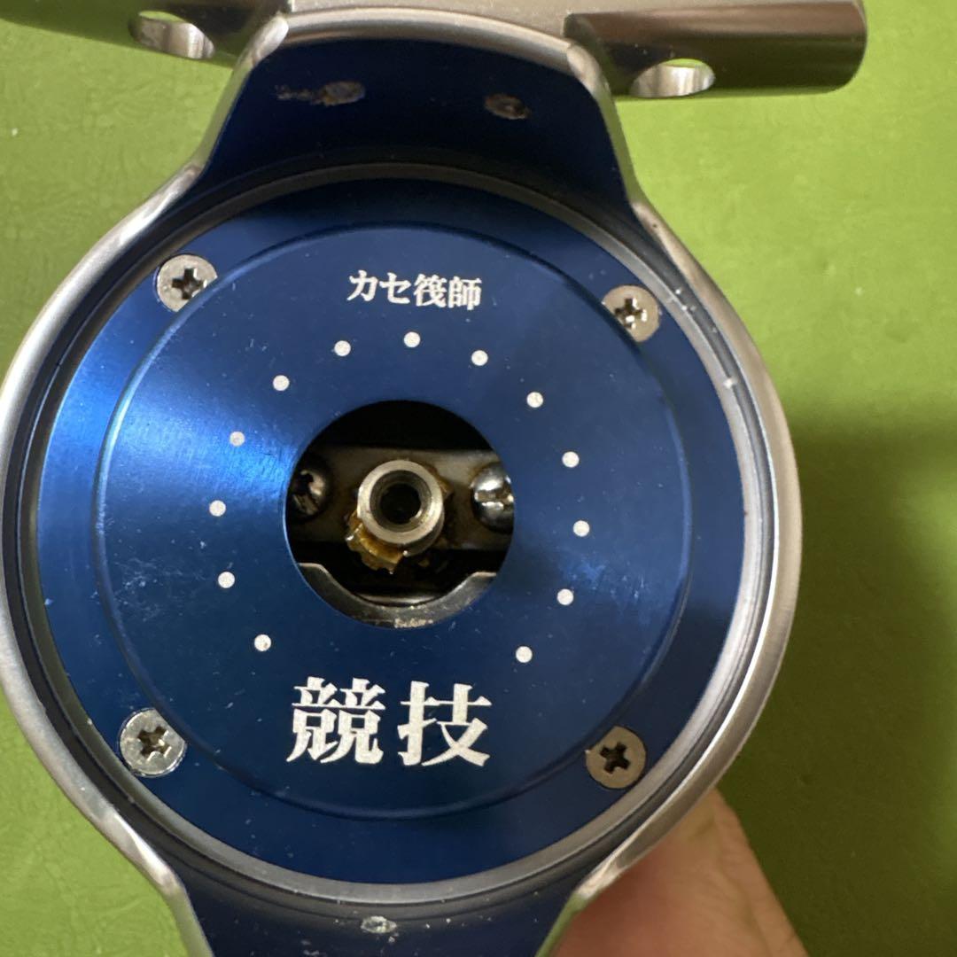 黒鯛工房リール LIMITED65W-SBシルバー/ブルー 専用ケース付き